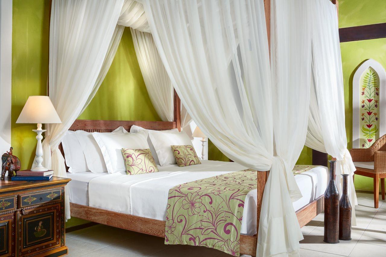 Zorah Beach Hotel ตรายรี ภายนอก รูปภาพ