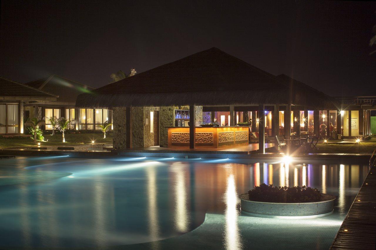 Zorah Beach Hotel ตรายรี ภายนอก รูปภาพ