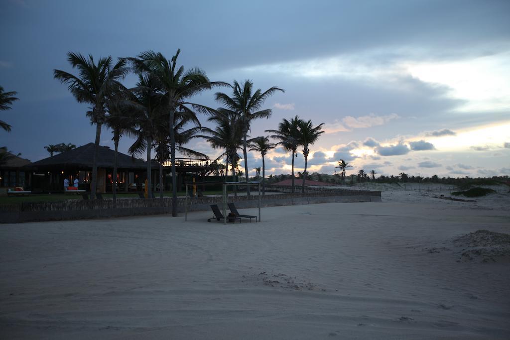 Zorah Beach Hotel ตรายรี ภายนอก รูปภาพ