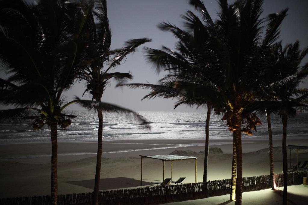 Zorah Beach Hotel ตรายรี ภายนอก รูปภาพ