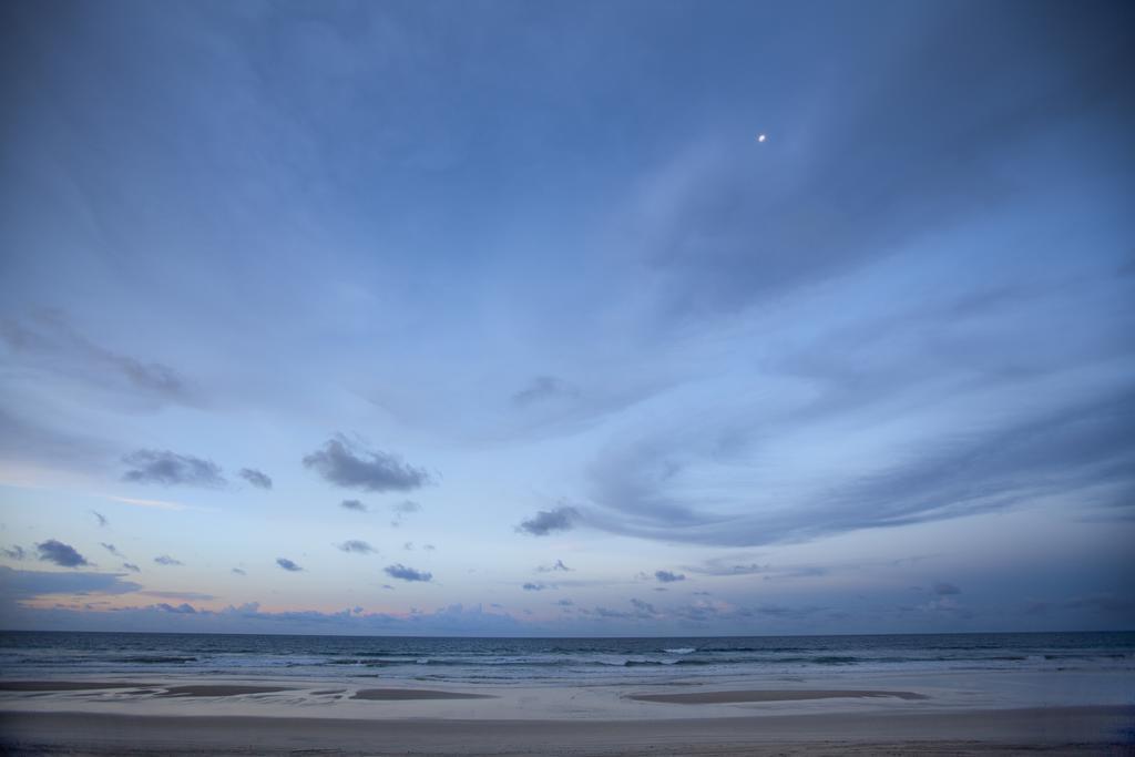 Zorah Beach Hotel ตรายรี ภายนอก รูปภาพ