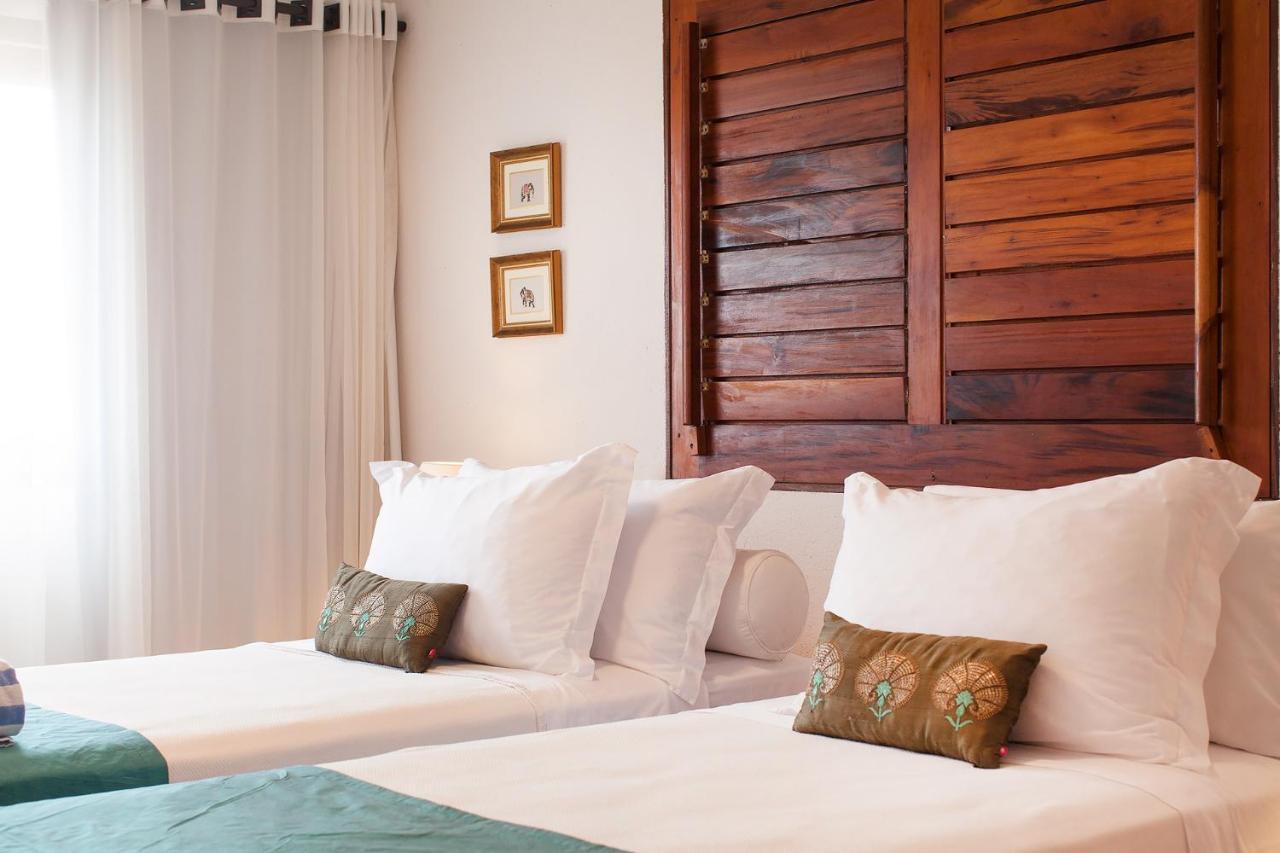 Zorah Beach Hotel ตรายรี ภายนอก รูปภาพ
